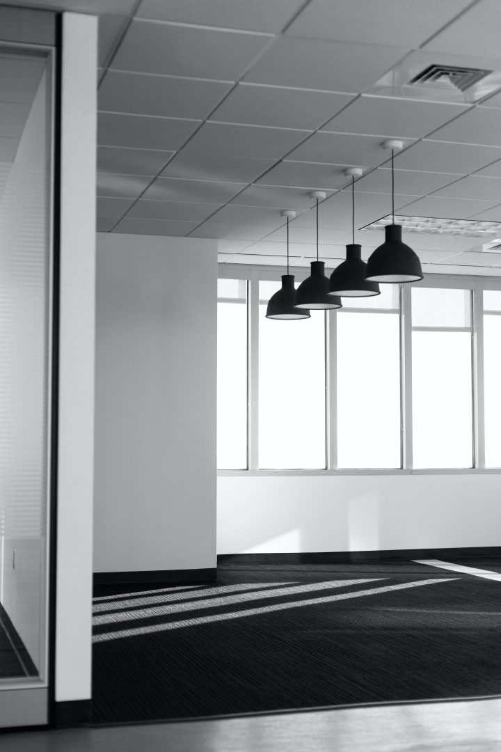 Pendant office lighting. Photo by <a href="https://unsplash.com/@dbeamer_jpg?utm_source=unsplash&utm_medium=referral&utm_content=creditCopyText">Drew Beamer</a> on <a href="https://unsplash.com/photos/A0I07dKbWLU?utm_source=unsplash&utm_medium=referral&utm_content=creditCopyText">Unsplash</a><br />
  